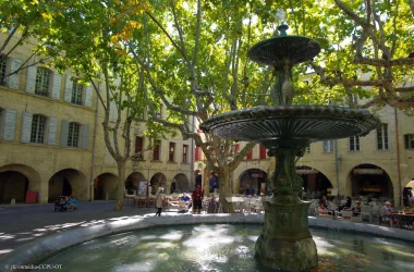 Uzès, l’élégance méridionale