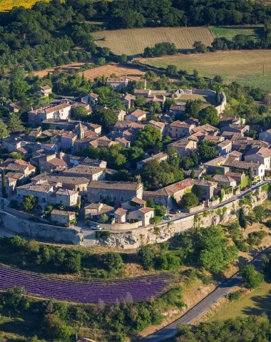 Partez à l’aventure avec le Rallye des Plus Beaux Villages de France Gardois